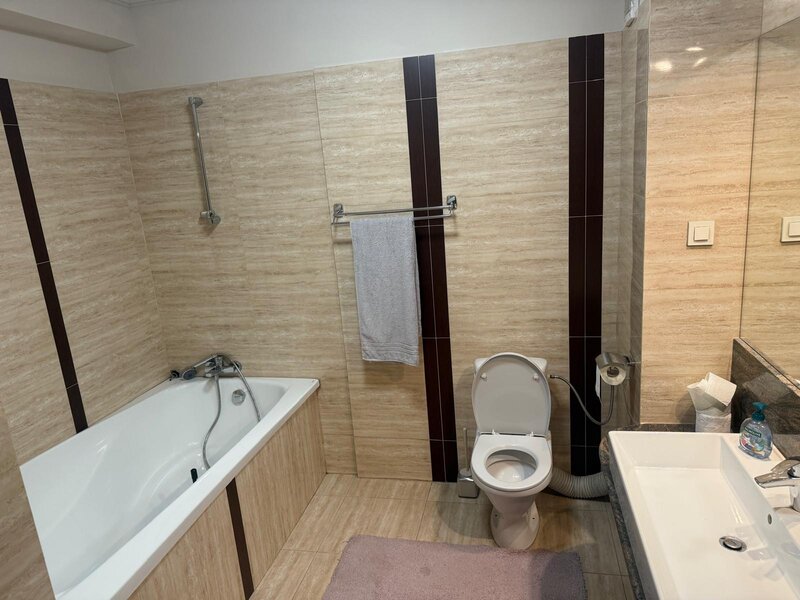 Splaiul Independentei, Facultatea de Medicina, apartament 3 camere